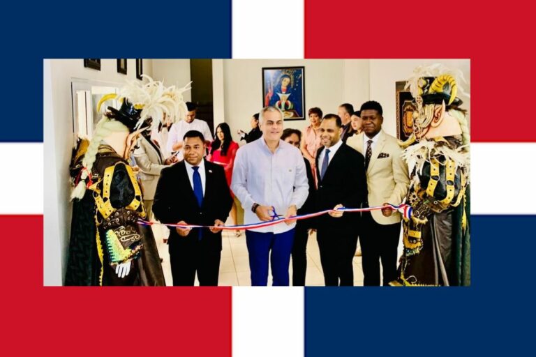 Embajador dominicano en Honduras inaugura sala cultural