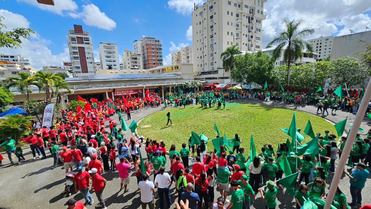 Colegio Luis Muñoz Rivera celebra Field Day