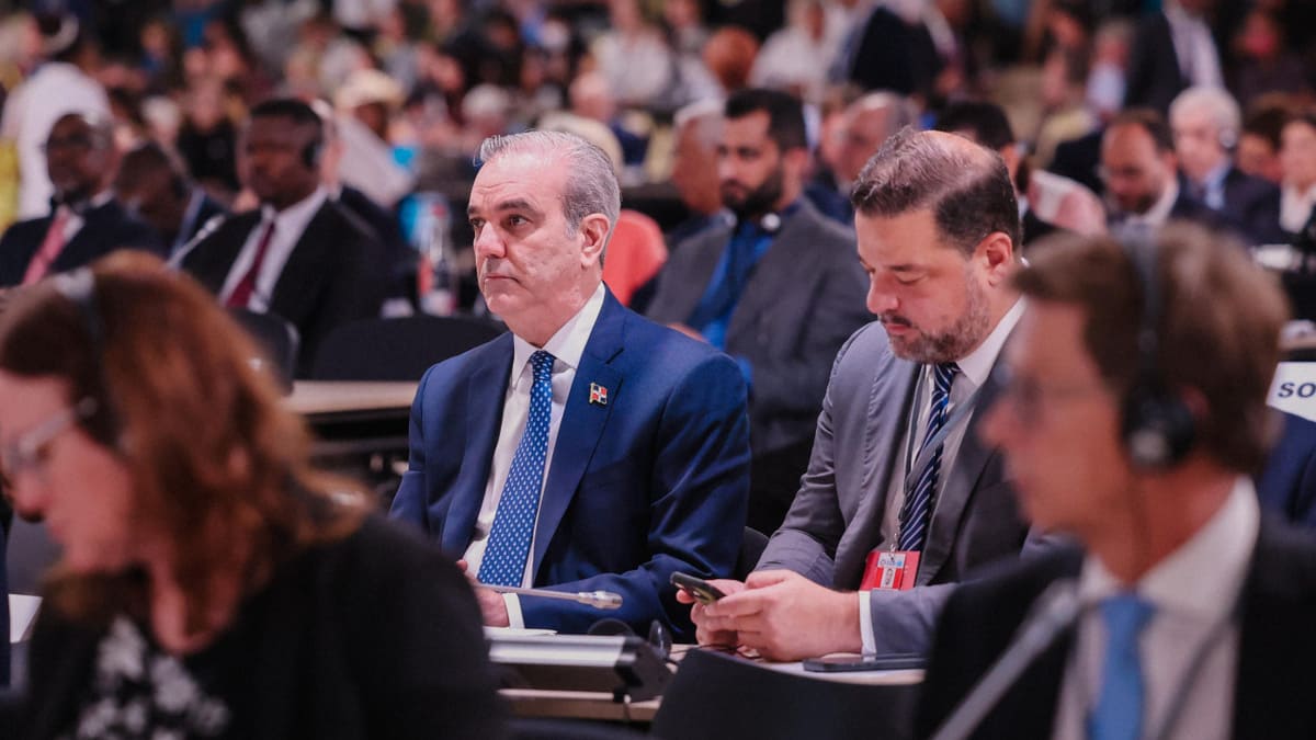 Presidente participa en conferencia sobre océano