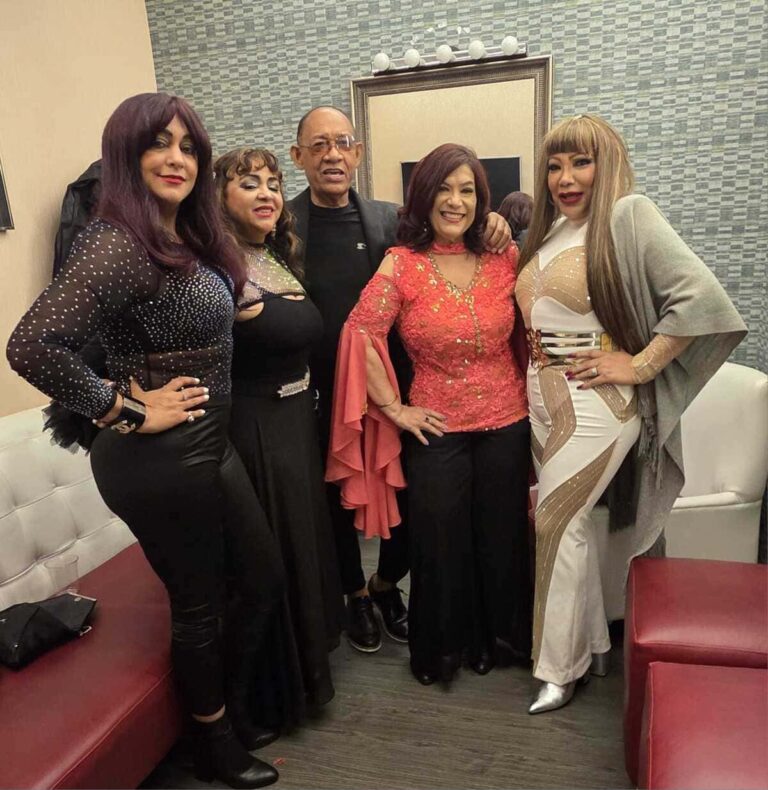 Gala de los 80 puso a vibrar el Hard Rock Café