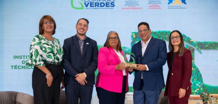 INFOTEP recibe reconocimiento por su política de Compras Verdes