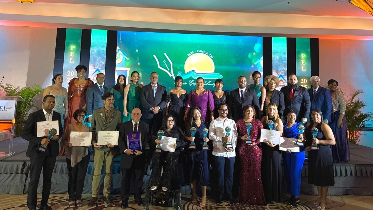 Adompretur reconoce periodismo turístico en el PEL 2025