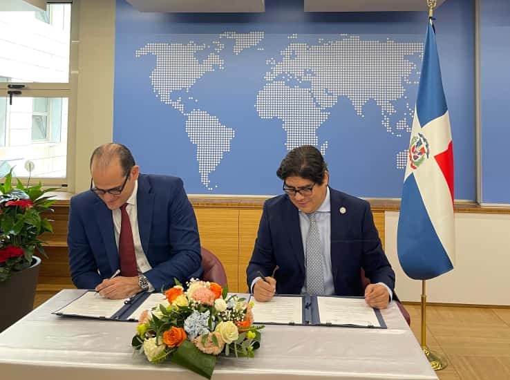 RD y FAO firman un acuerdo para continuar fortaleciendo el Programa de Alimentación Escolar del INABIE