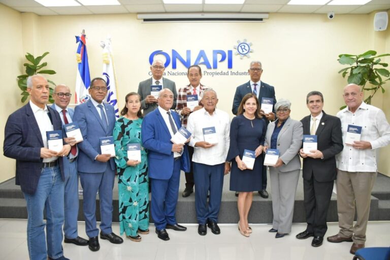 Director general de ONAPI lanza libro Compilación Jurisprudencial 2021-2023