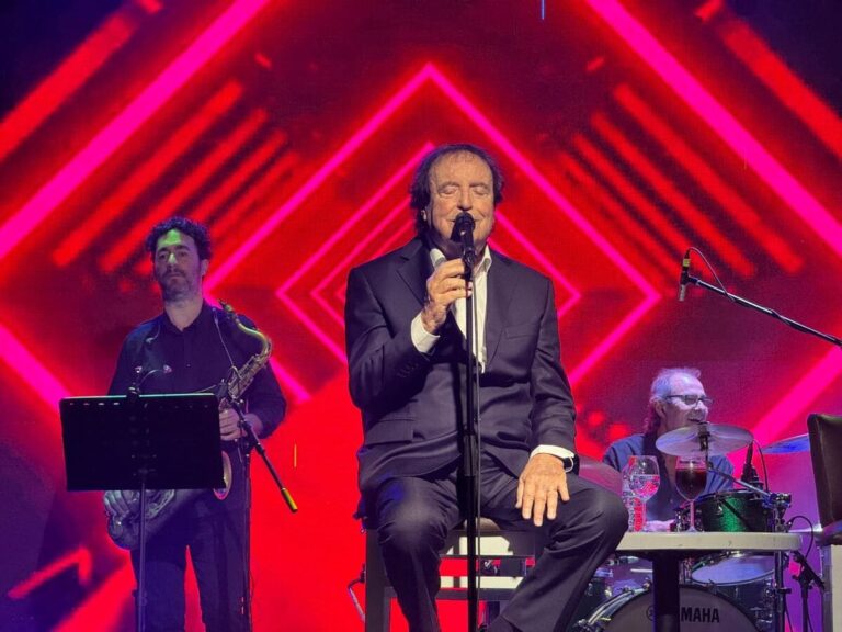 Dyango se reencuentra con público dominicano