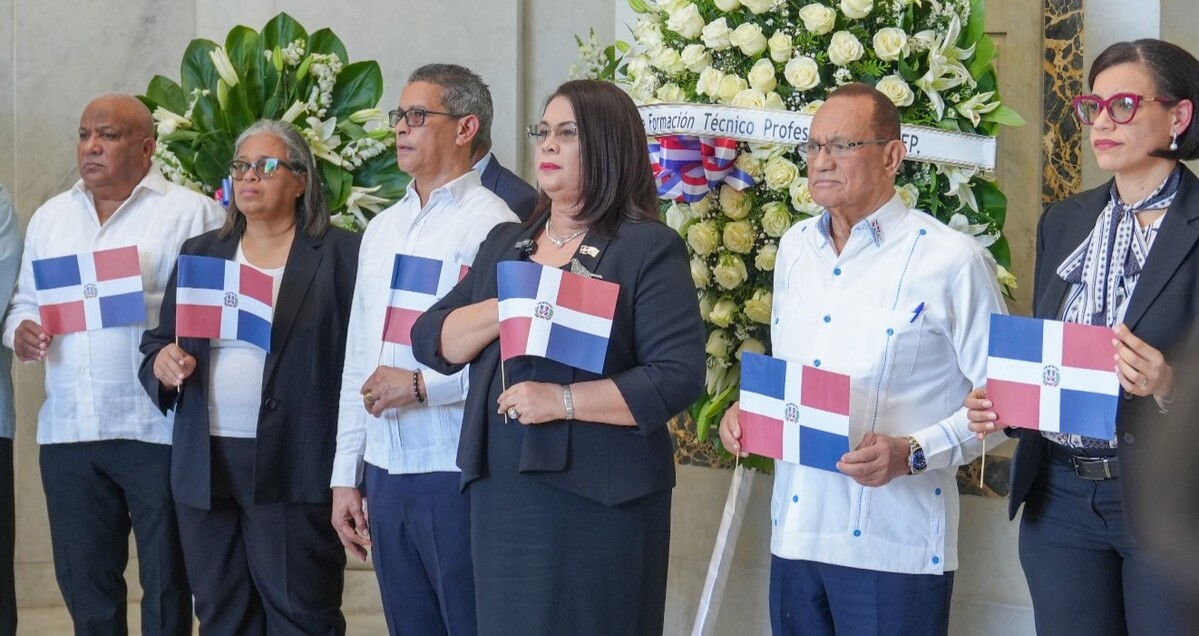 Directora general de INFOTEP afirma formación es pilar para honrar la Patria