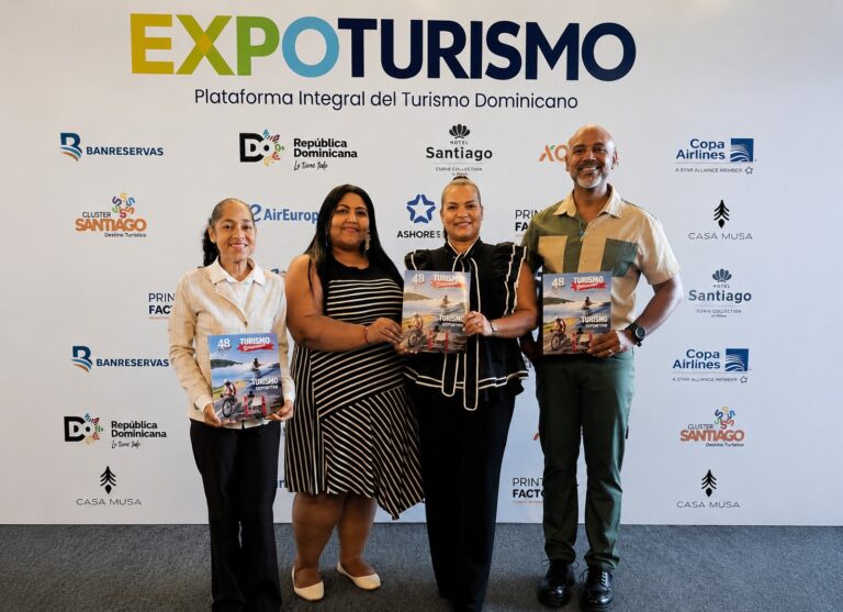 Adompretur analiza el futuro de la información turística en el marco de ExpoTurismo