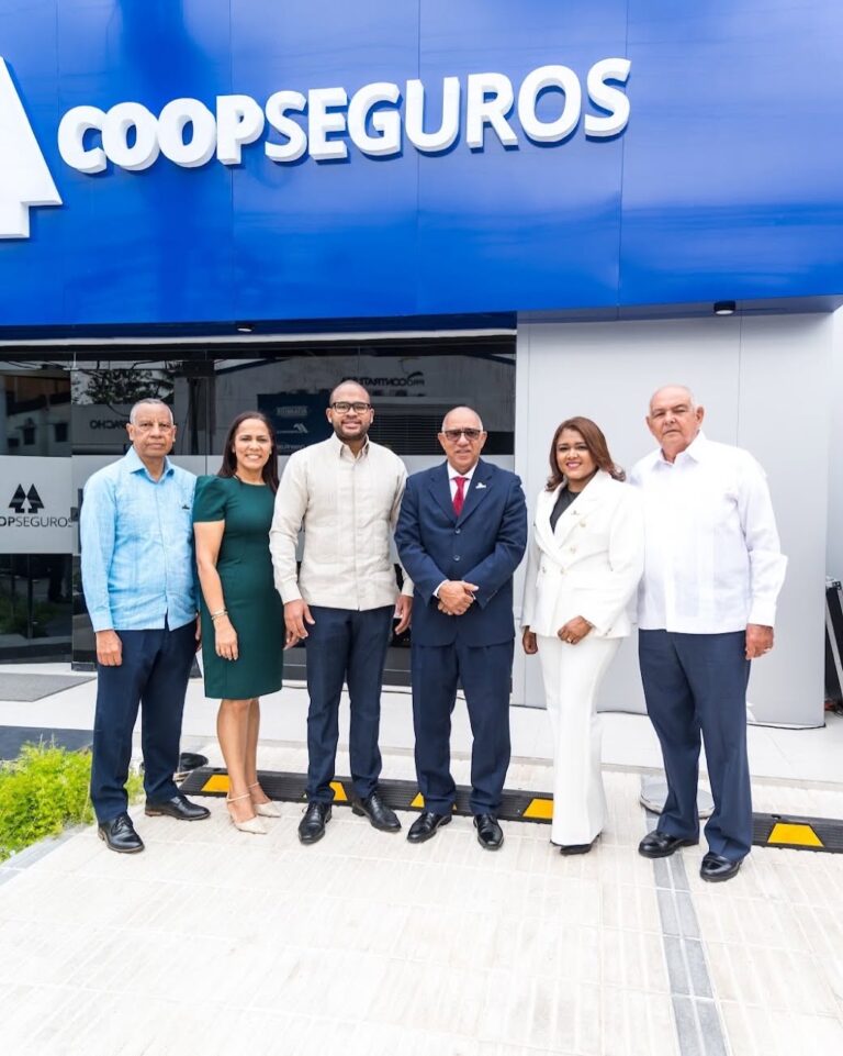 Coopseguros inaugura nueva oficina en Santiago