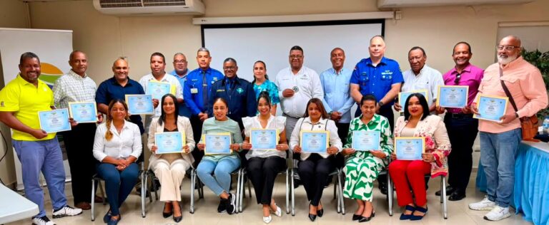 Adompretur Puerto Plata y CESAC fortalecen la formación de periodistas