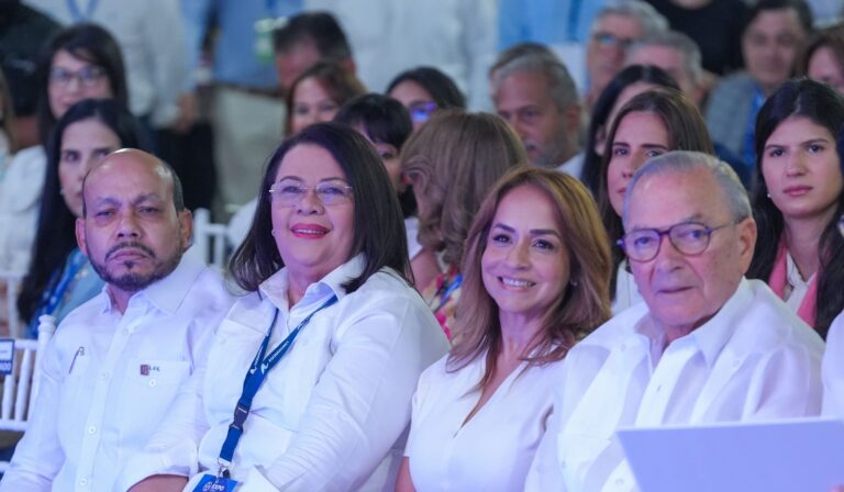 Maira Morla destaca formación de talento humano para fortalecer el turismo