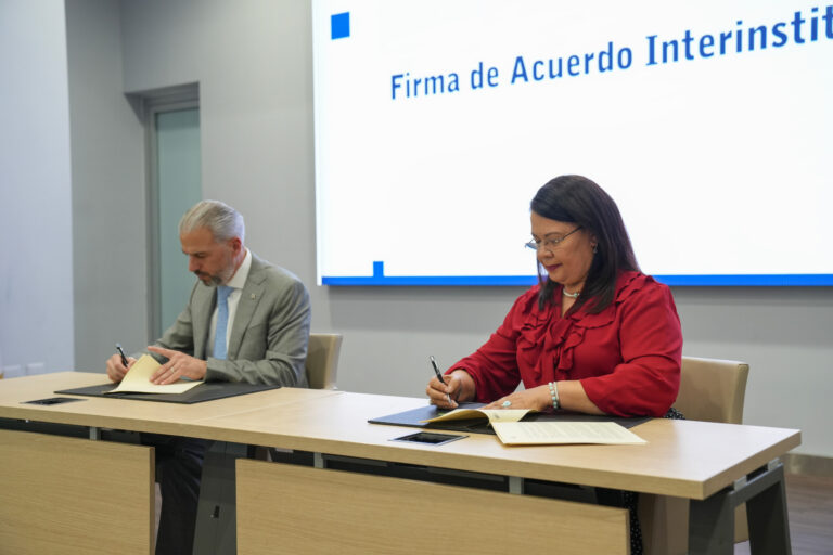 Firman alianza para impulsar desarrollo turístico de Miches