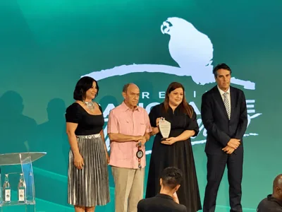 Resumen Turismo recibe Premio Nacional de Turismo